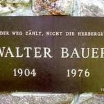 Walter Bauers Gedenkstein