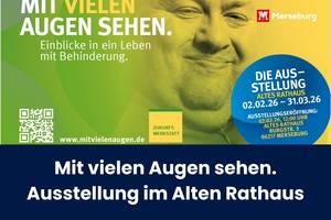 Der obere Teil des Plakats zur Ausstellung mit Titel, wann und wo und einem freundlichen Gesicht eines Mannes. Darunter der Titel des Artikels
